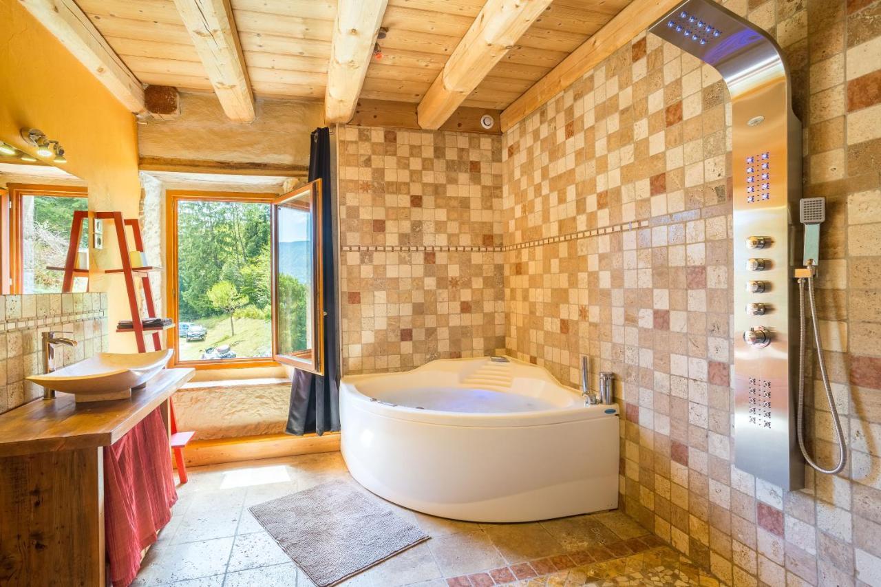 Les Esseroliettes Nature & Spa Arith Extérieur photo